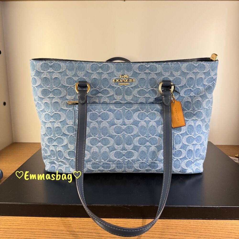 Coach Station Tote Bag In Signature Denim CDB88 denim/Gold/Indigo